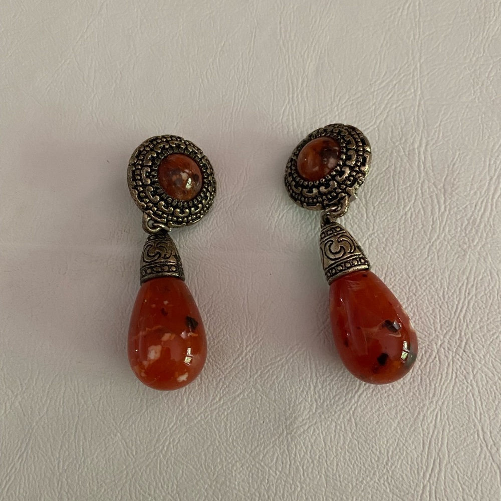 CORNELIAN TYPE ORANGE STONE EARRINGS